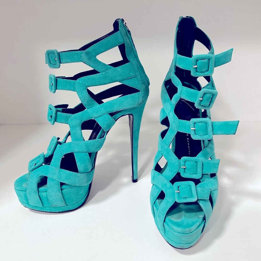 Giuseppe Zanoti bootie heels